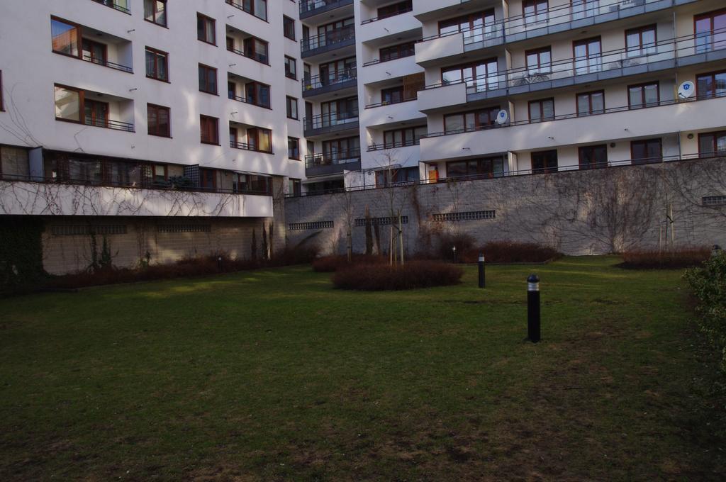 Bobrovia Apartment Варшава Экстерьер фото